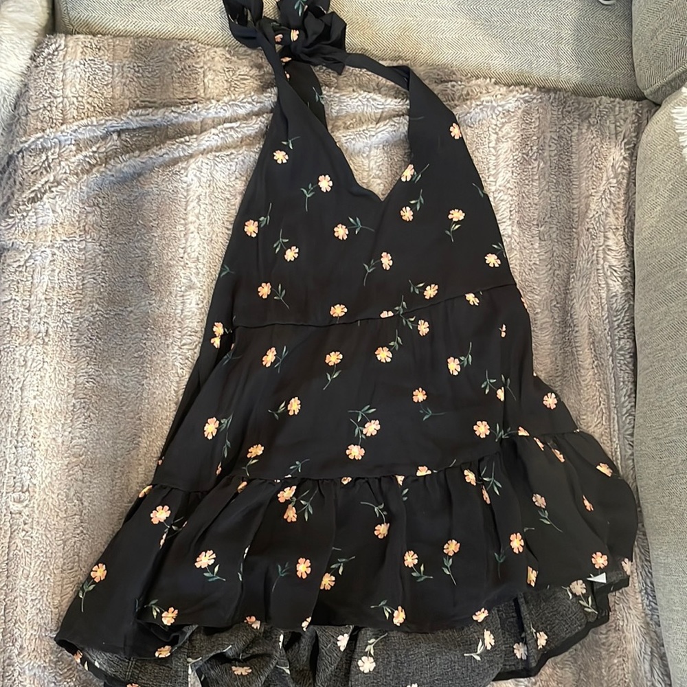 American Eagle baby doll tank with low back & halter neck. Floral print. Medium.